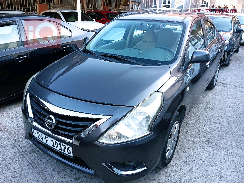 Nissan Versa